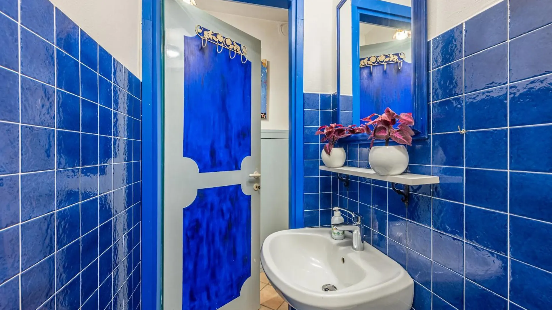 Navigli Smart Apartment To Experience Milan 0*,  Italy